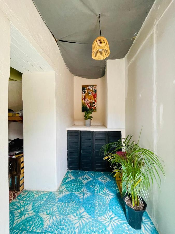 Hostal Posada Mi Casa ซานกริสโตบัล เด ลาสกาซาส ภายนอก รูปภาพ