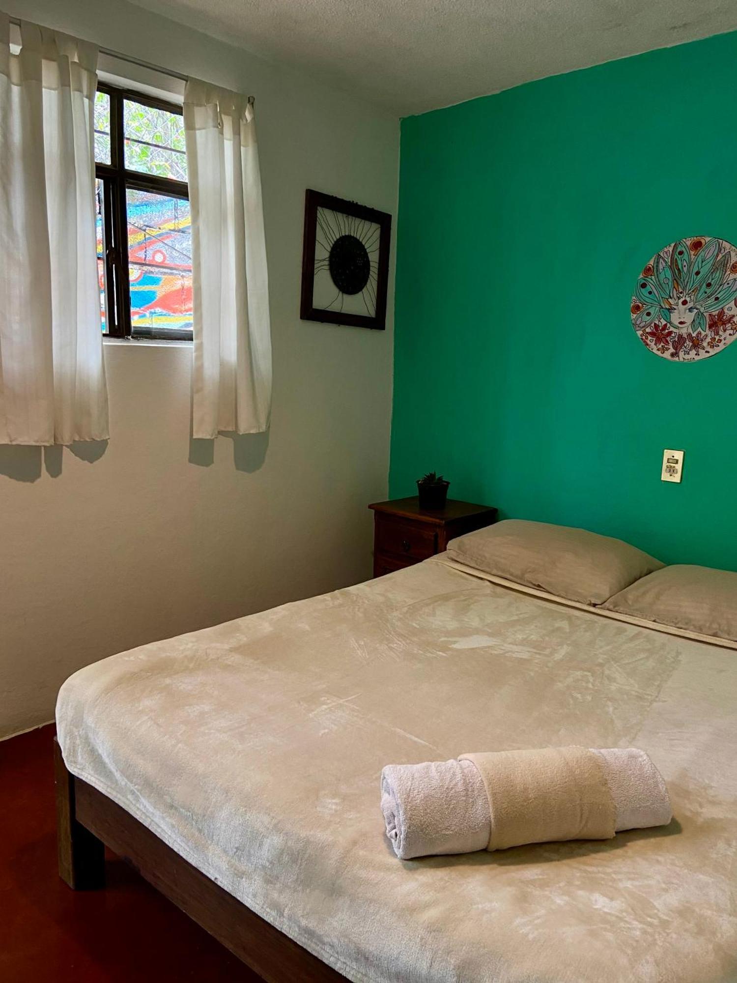 Hostal Posada Mi Casa ซานกริสโตบัล เด ลาสกาซาส ภายนอก รูปภาพ