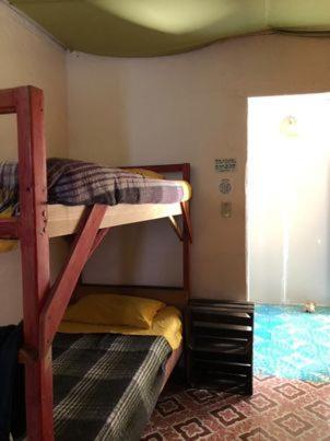 Hostal Posada Mi Casa ซานกริสโตบัล เด ลาสกาซาส ภายนอก รูปภาพ